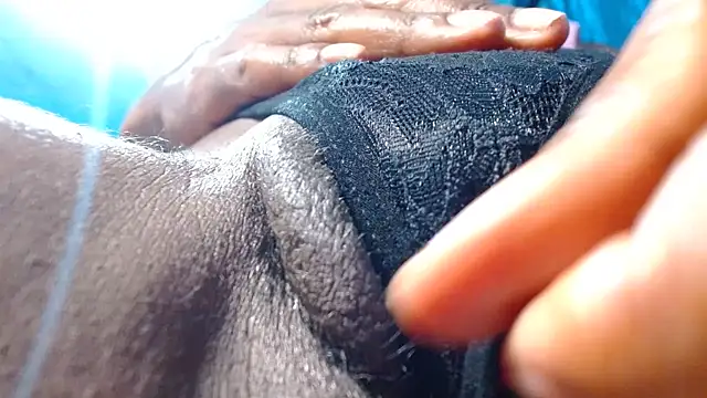 bethanywilson 23 online show from April 18, 7:07 pm