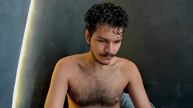 die mond online show from December 19, 6:10 pm