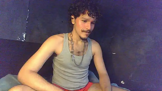 Snapshot of die_mond chatting on April 18, 11:45 am die mond online show from April 18, 11:45 am