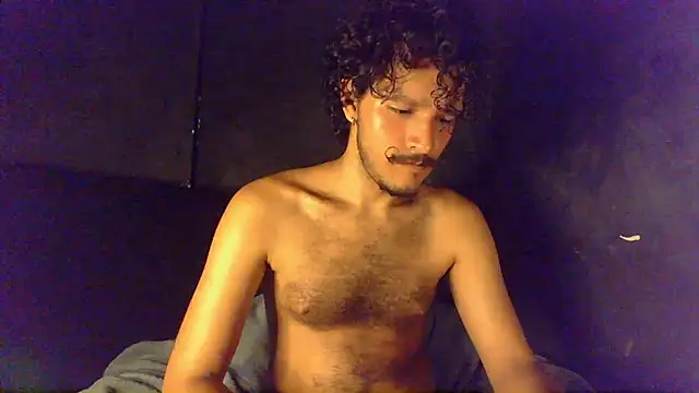 Snapshot of die_mond chatting on May 10, 5:44 am die mond online show from May 10, 5:44 am