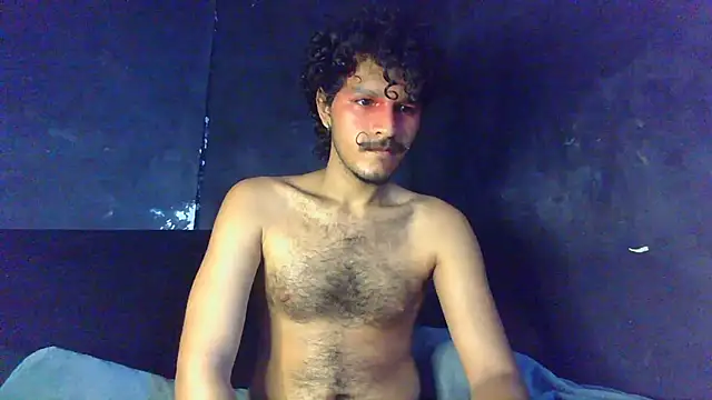 Snapshot of die_mond chatting on May 7, 11:35 am die mond online show from May 7, 11:35 am