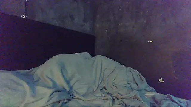 Snapshot of die_mond chatting on April 30, 2:29 am die mond online show from April 30, 2:29 am