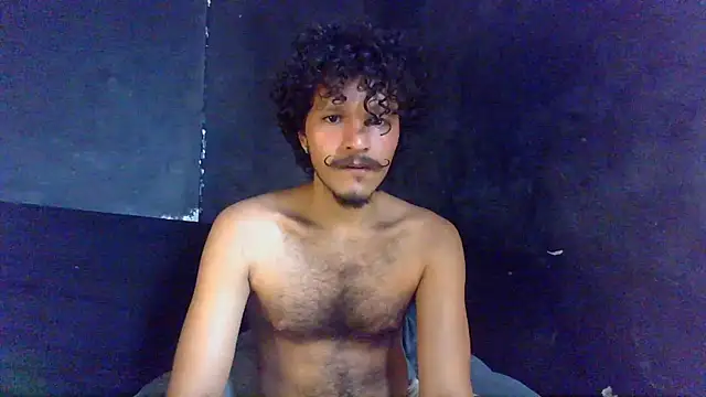Snapshot of die_mond chatting on May 23, 9:36 pm die mond online show from May 23, 9:36 pm