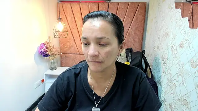 MarilynMiilf  online show from December 4, 7:35 pm