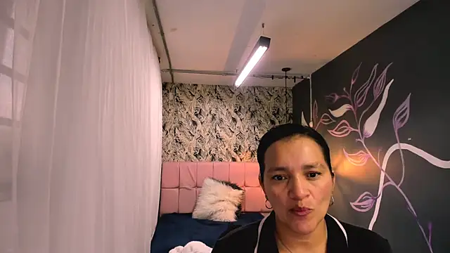 MarilynMiilf  online show from March 10, 7:18 pm