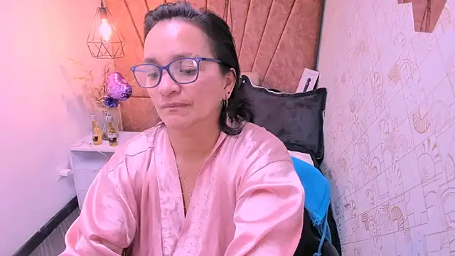 MarilynMiilf  online show from October 24, 8:02 am