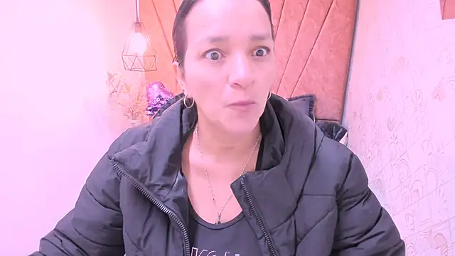 MarilynMiilf  online show from November 6, 7:29 pm