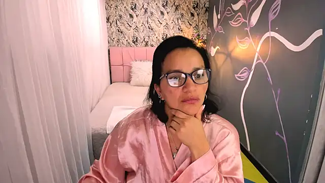 MarilynMiilf  online show from March 14, 3:03 pm