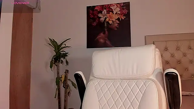 Josseph1  online show from October 28, 10:09 pm