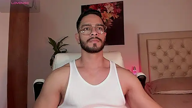 Josseph1  online show from October 24, 11:59 pm