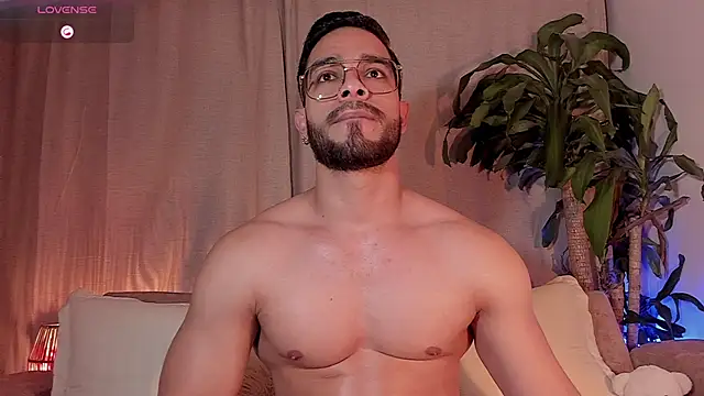 Josseph1  online show from November 14, 1:42 am