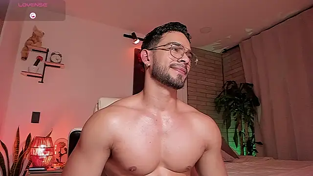 Josseph1  online show from March 11, 11:32 pm