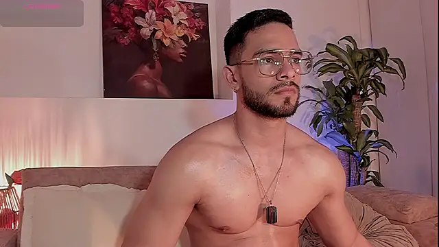 Josseph1  online show from December 22, 11:49 pm