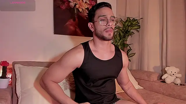 Josseph1  online show from November 25, 1:50 am