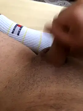 gokhanbey34 online show from December 17, 9:03 am