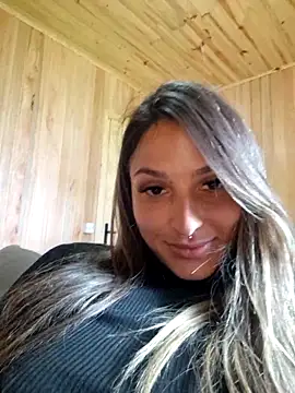 Snapshot of AliceStone19 chatting on September 17, 4:42 pm AliceStone19 online show from September 17, 4:42 pm