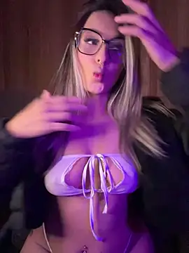AliceStone19 online show from May 21, 5:43 pm