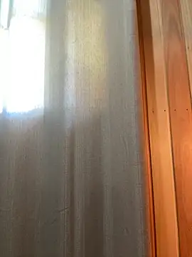 Snapshot of AliceStone19 chatting on November 4, 5:39 pm AliceStone19 online show from November 4, 5:39 pm