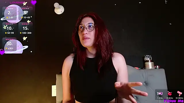 Red-moon1 online show from March 19, 5:35 pm