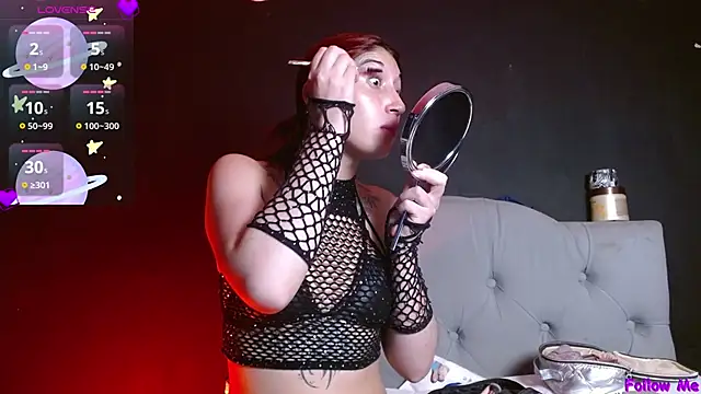 Red-moon1 online show from February 13, 4:56 am