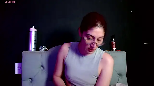 Red-moon1 online show from January 16, 6:50 am