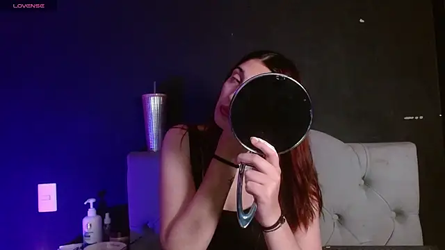 Red-moon1 online show from July 1, 2:45 am