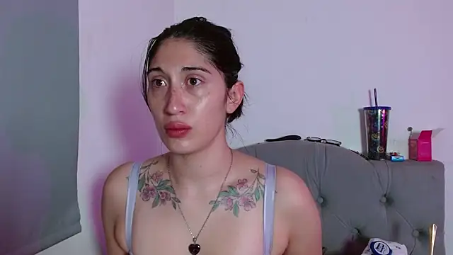 Red-moon1 online show from November 30, 5:08 am