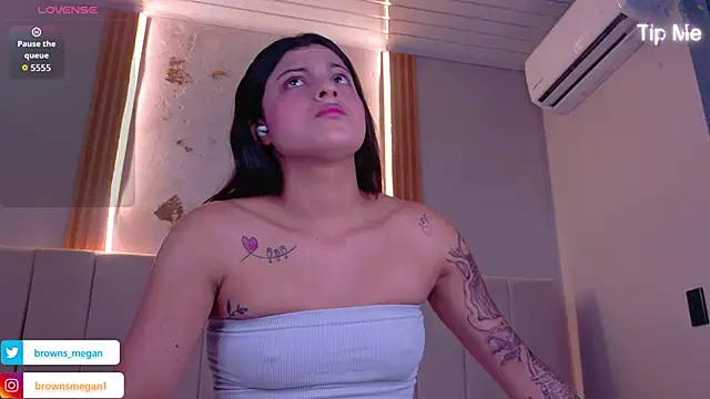 Megan browns1 online show from November 13, 1:04 pm