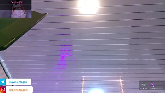 Megan browns1 online show from April 10, 1:07 pm