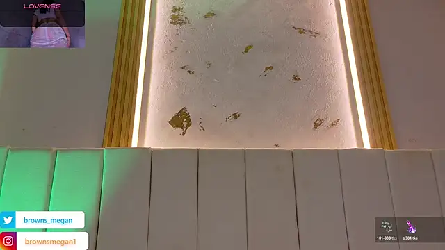 Megan browns1 online show from March 31, 1:02 pm