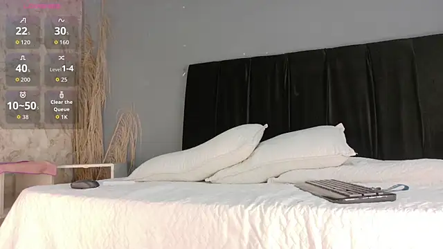 Megan browns1 online show from October 20, 1:11 pm