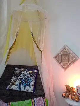 sophiaamethystt online show from February 20, 5:30 pm