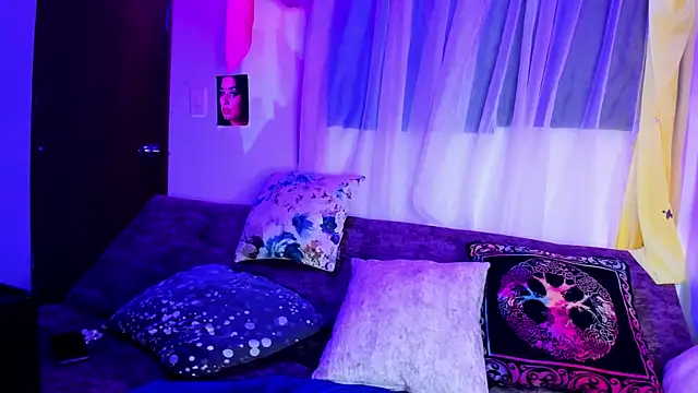 sophiaamethystt online show from June 24, 11:24 pm