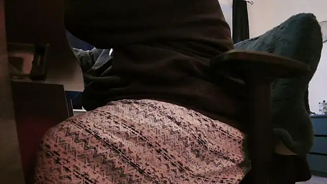 Snapshot of chubbysmallcock@xh chatting on February 15, 4:28 pm chubbysmallcockxh online show from February 15, 4:28 pm