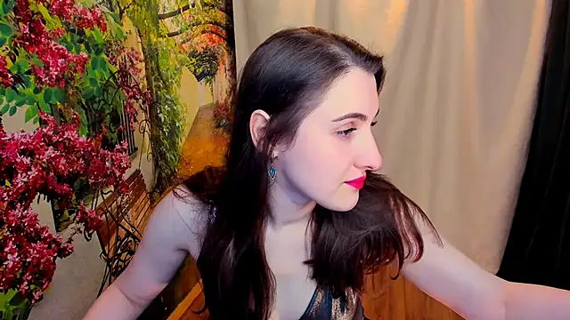 Snapshot of I-JUST-I chatting on February 13, 2:45 am I-JUST-I online show from February 13, 2:45 am