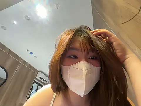 Onee-Chew online show from July 18, 12:03 pm