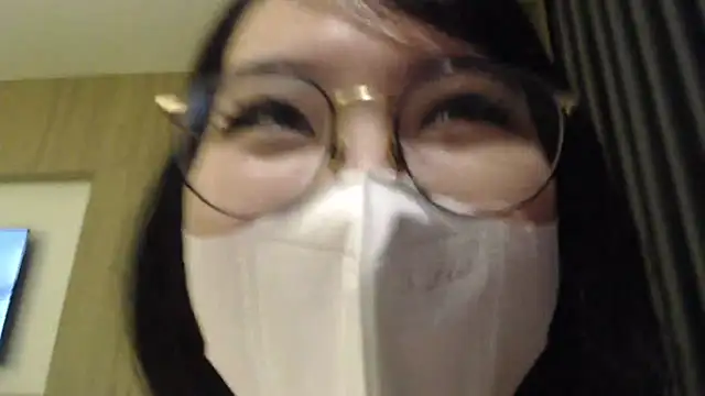 Onee-Chew online show from October 11, 3:07 am