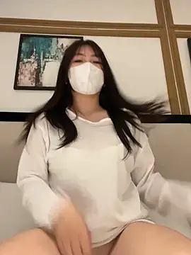 Onee-Chew online show from March 1, 3:28 am