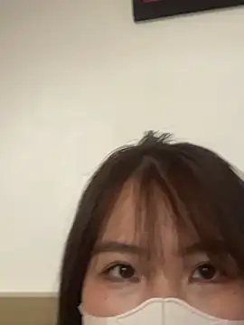 Onee-Chew online show from April 19, 3:51 am