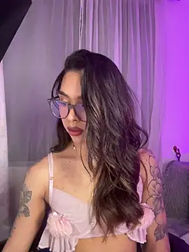 Samantha Bernardo online show from March 31, 4:03 am