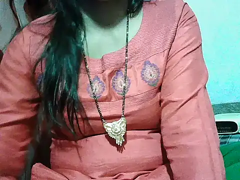 Snapshot of RukminiNew chatting on December 2, 11:45 am RukminiNew online show from December 2, 11:45 am