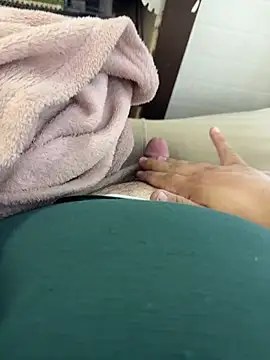 buri232 online show from October 4, 9:55 am