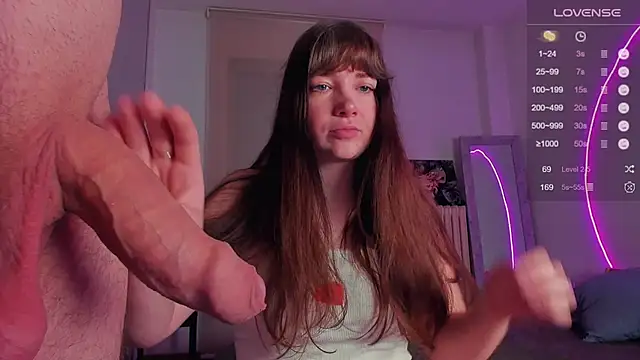 Snapshot of alicekaneky chatting on October 26, 4:57 am alicekaneky online show from October 26, 4:57 am