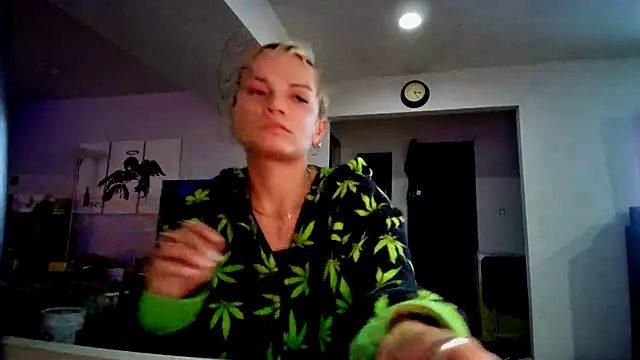 Snapshot of forbidden_lust2 chatting on October 11, 8:26 am forbidden lust2 online show from October 11, 8:26 am