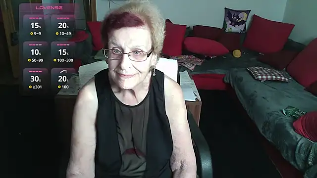 HeisseomaOriginal online show from October 27, 8:04 am