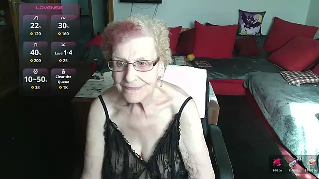 Snapshot of HeisseomaOriginal chatting on May 21, 7:06 am HeisseomaOriginal online show from May 21, 7:06 am