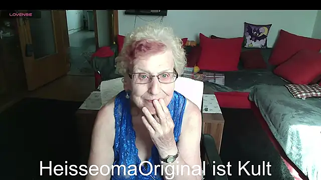 Snapshot of HeisseomaOriginal chatting on June 3, 7:09 am HeisseomaOriginal online show from June 3, 7:09 am