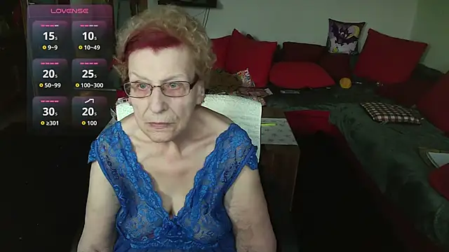 HeisseomaOriginal online show from December 21, 8:16 am