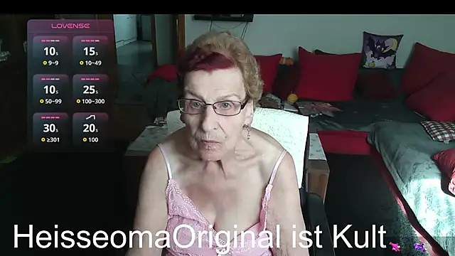 Snapshot of HeisseomaOriginal chatting on June 16, 7:08 am HeisseomaOriginal online show from June 16, 7:08 am
