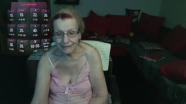 HeisseomaOriginal online show from January 12, 8:21 am